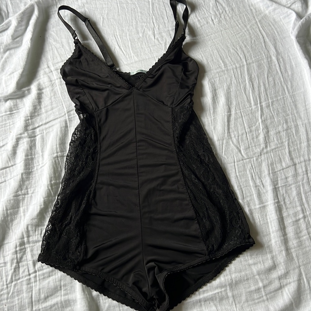Kimchi Blue black lace Bodysuit